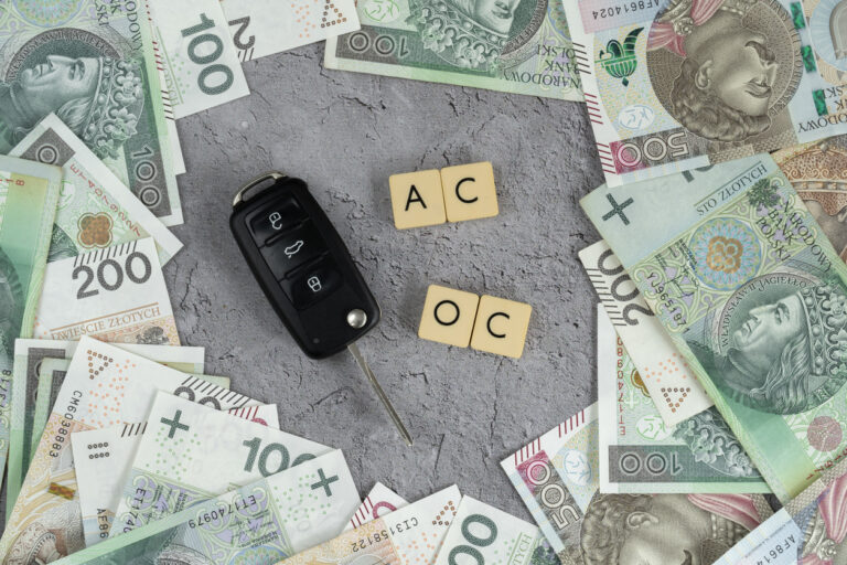 UBEZPIECZENIE OC I AC – RÓŻNICE, O KTÓRYCH MAŁO KTO WIE